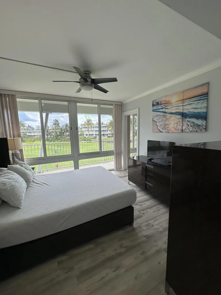 1221 Hillsboro Mile Hillsboro Beach FL 33062