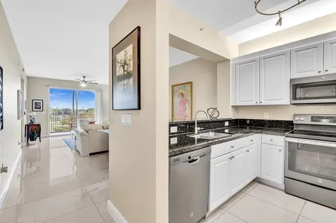 7735 Yardley Drive Tamarac FL 33321