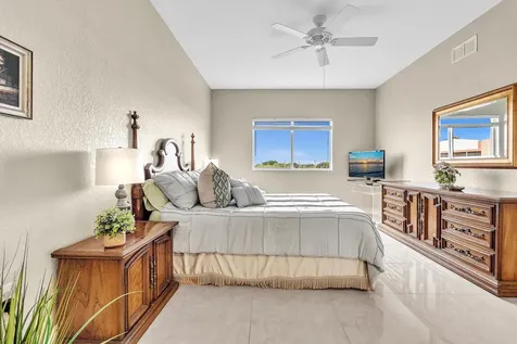 7735 Yardley Drive Tamarac FL 33321