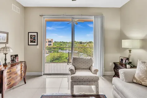 7735 Yardley Drive Tamarac FL 33321