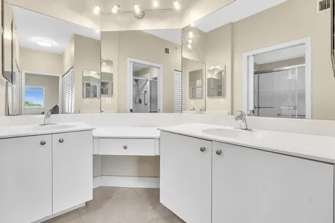 7735 Yardley Drive Tamarac FL 33321
