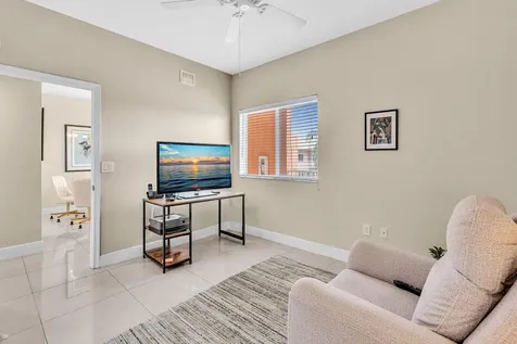 7735 Yardley Drive Tamarac FL 33321