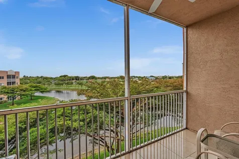 7735 Yardley Drive Tamarac FL 33321