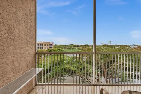 7735 Yardley Drive Tamarac FL 33321