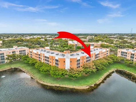 7735 Yardley Drive Tamarac FL 33321