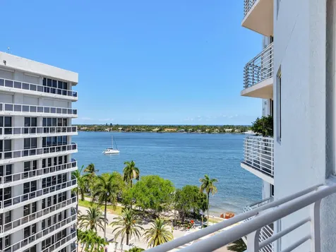 1551 N Flagler Drive West Palm Beach FL 33401