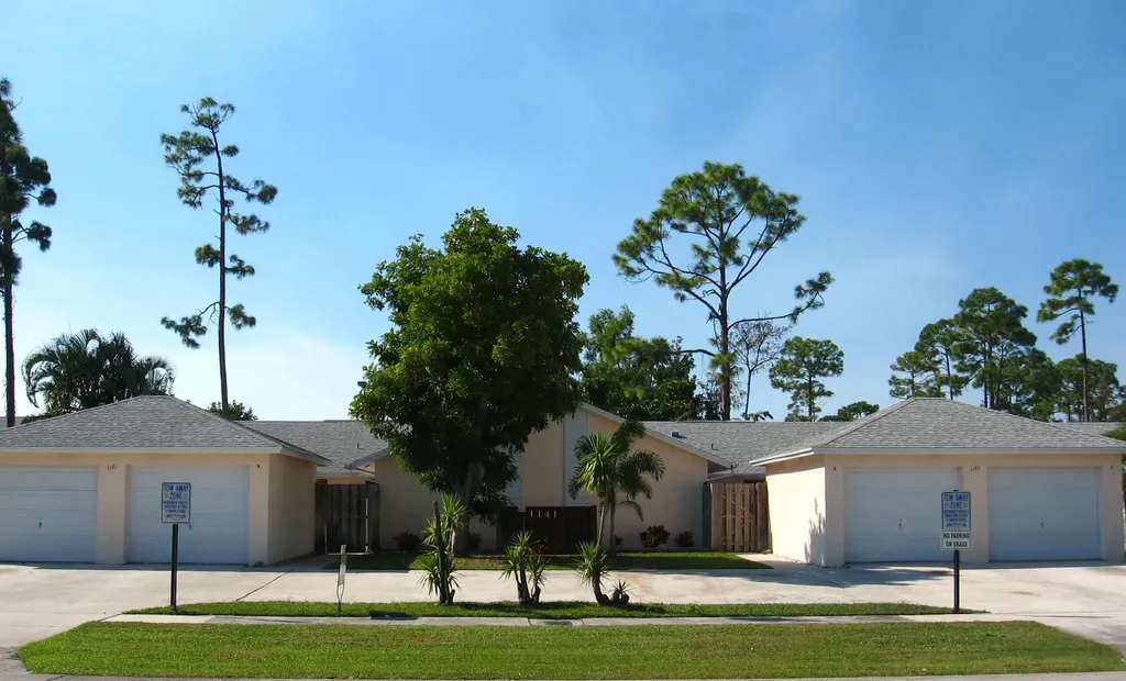 1157 Hyacinth Place Wellington FL 33414