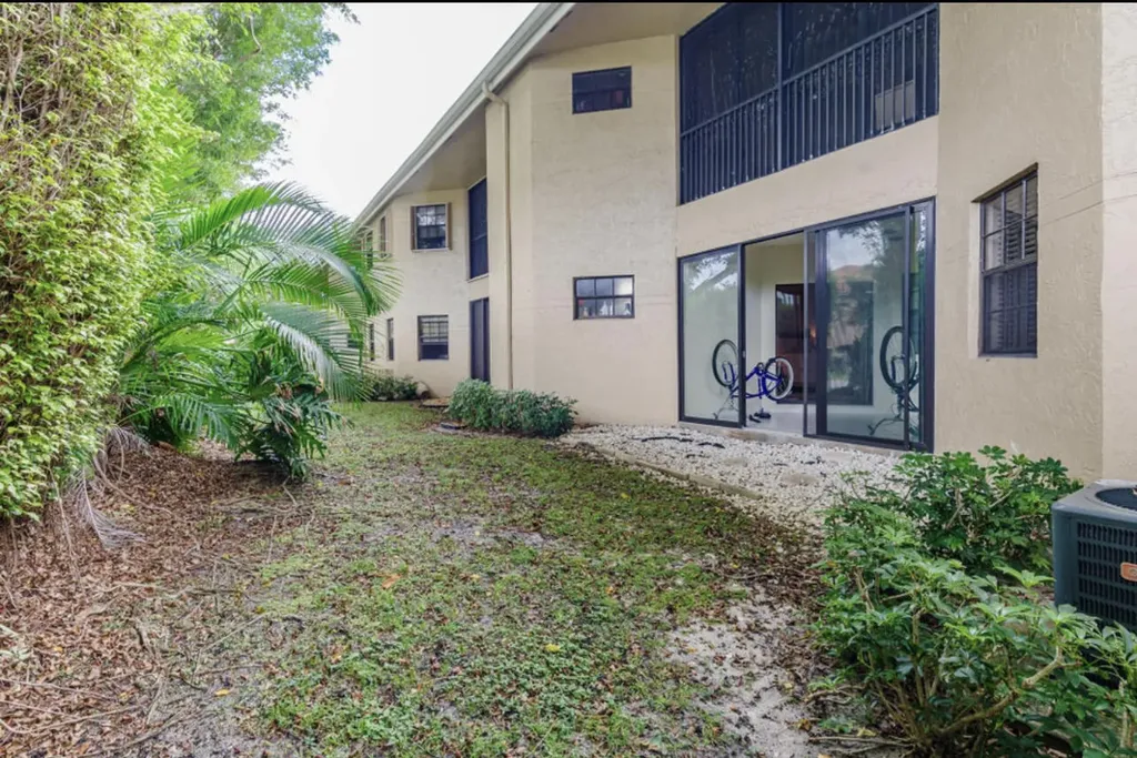 6666 Montego Bay Boulevard Boca Raton FL 33433
