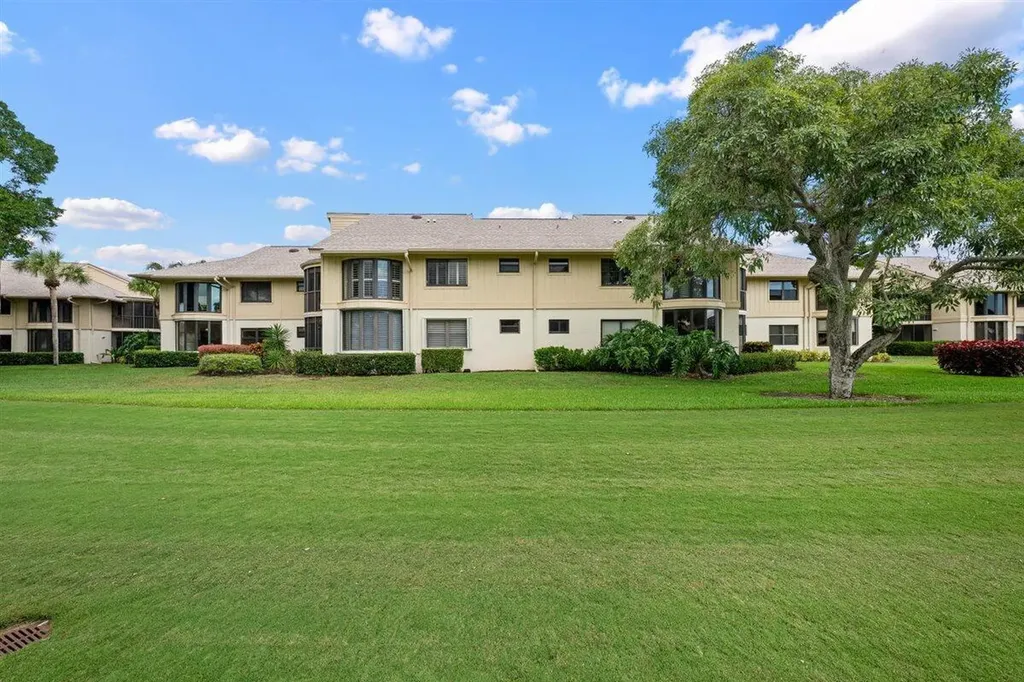 17138 Waterbend Drive Jupiter FL 33477