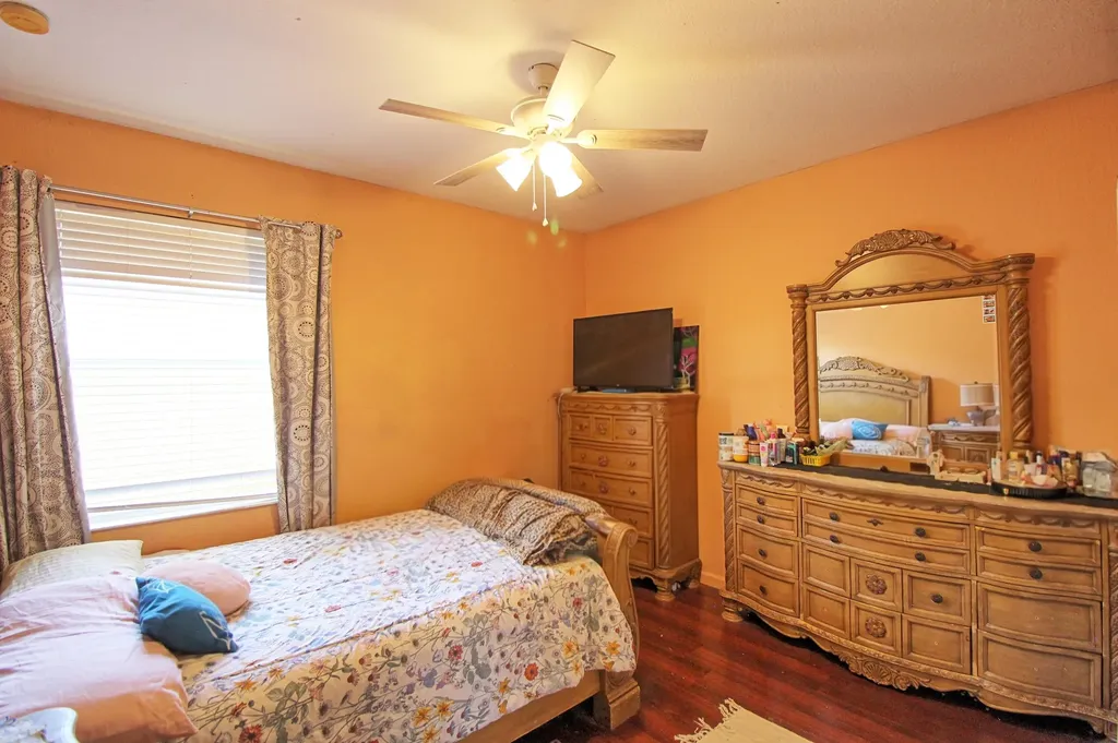 1796 SW Jamesport Drive Port St Lucie FL 34953