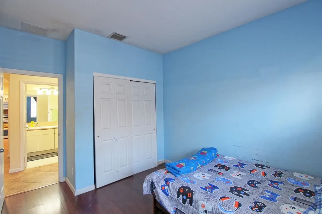 1796 SW Jamesport Drive Port St Lucie FL 34953