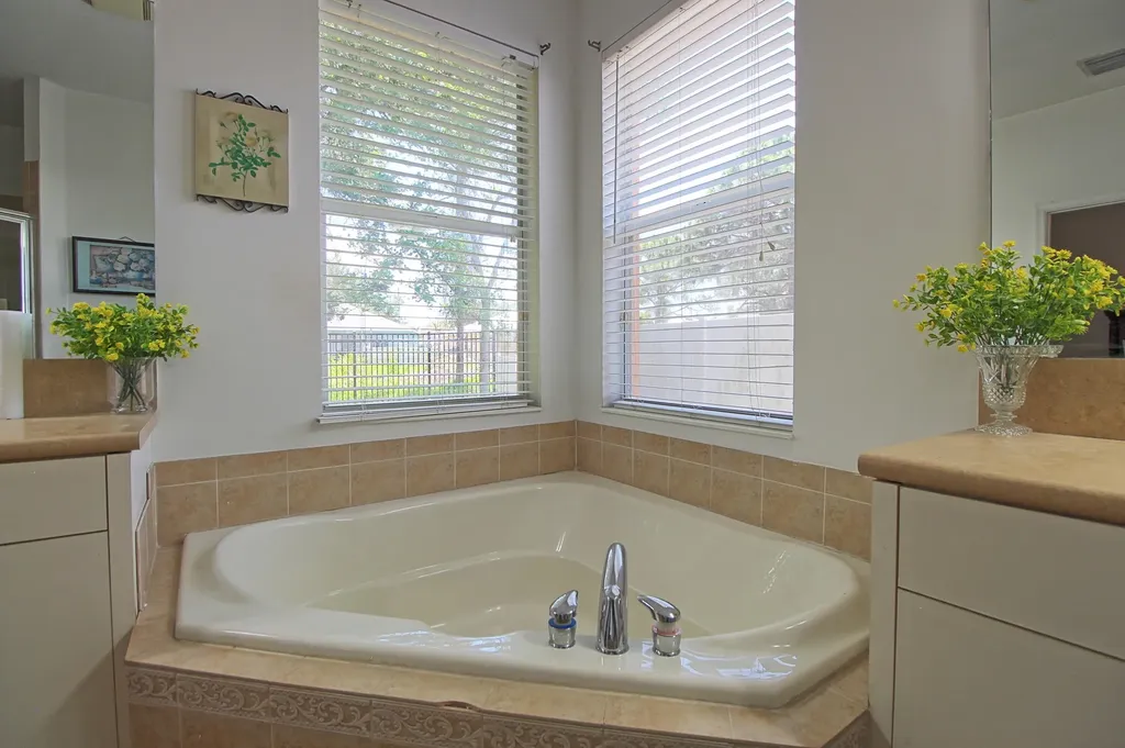 1796 SW Jamesport Drive Port St Lucie FL 34953