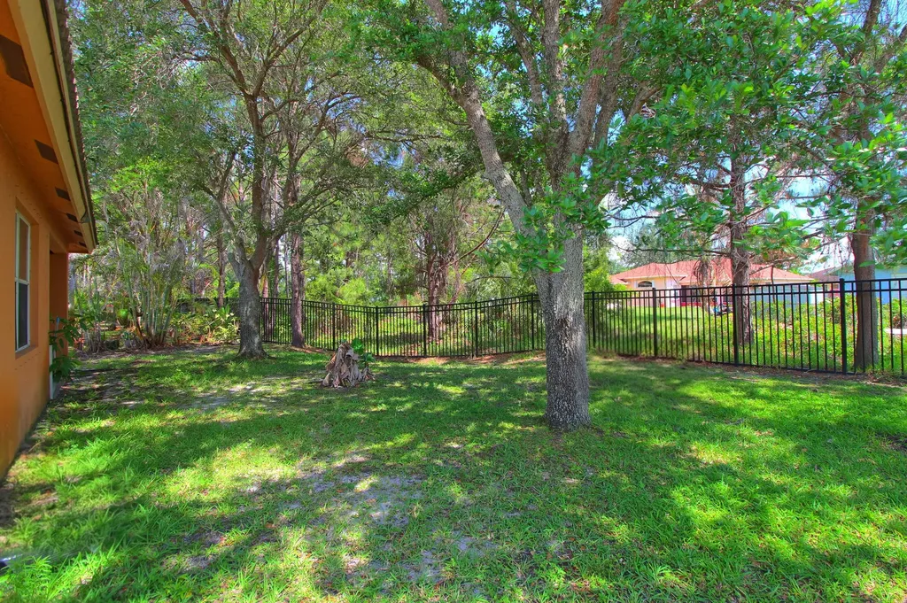 1796 SW Jamesport Drive Port St Lucie FL 34953