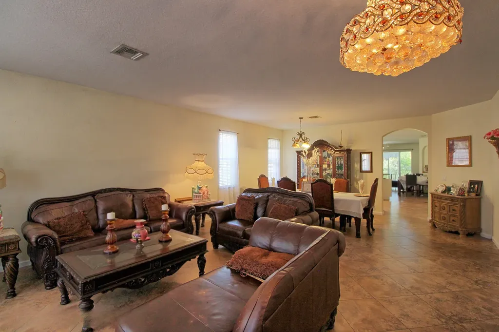 1796 SW Jamesport Drive Port St Lucie FL 34953