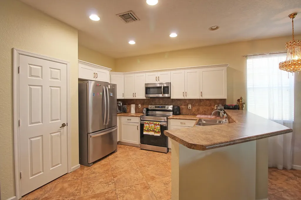 1796 SW Jamesport Drive Port St Lucie FL 34953