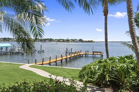 3984 SE Old St Lucie Boulevard Stuart FL 34996