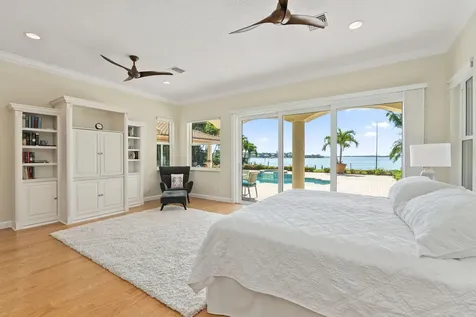 3984 SE Old St Lucie Boulevard Stuart FL 34996