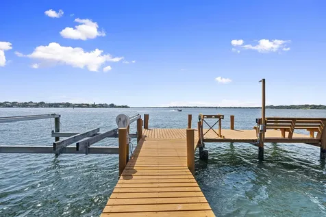 3984 SE Old St Lucie Boulevard Stuart FL 34996