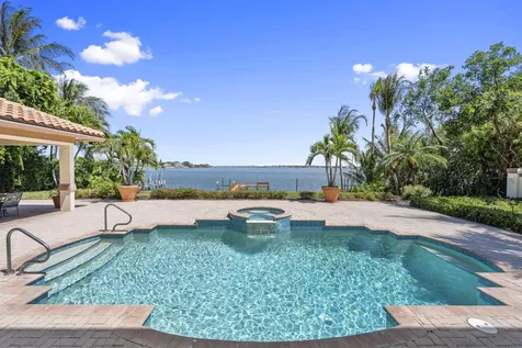 3984 SE Old St Lucie Boulevard Stuart FL 34996