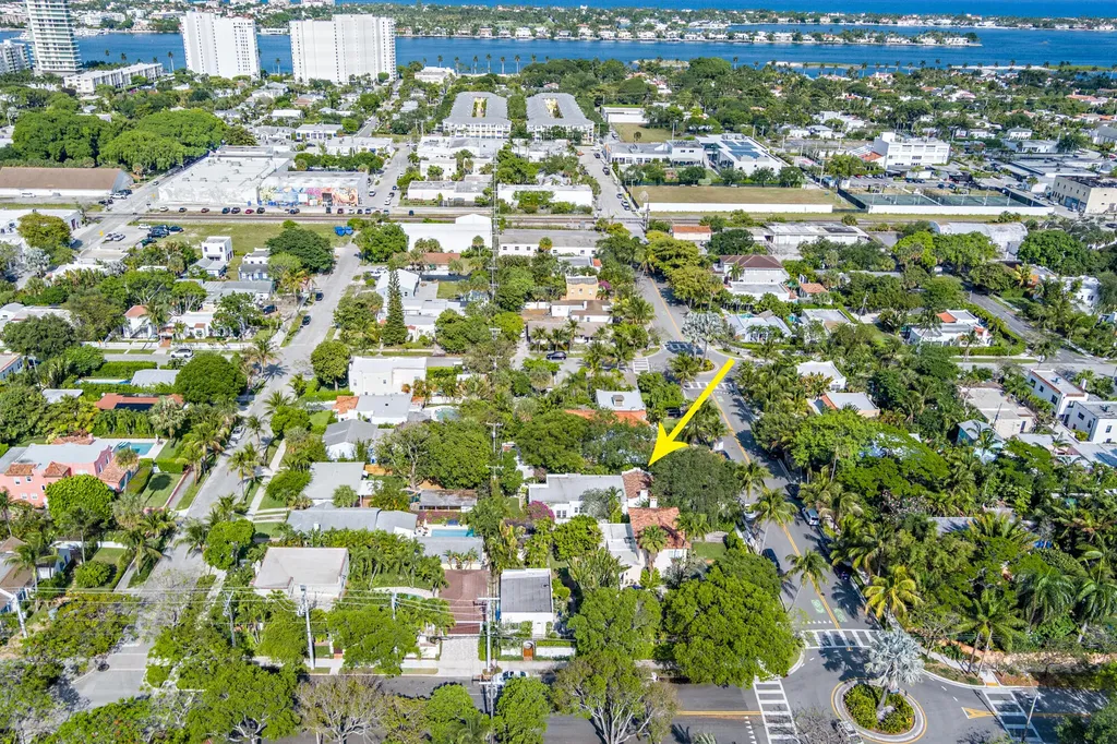 611 Flamingo Drive West Palm Beach FL 33401