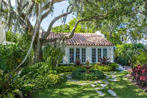 611 Flamingo Drive West Palm Beach FL 33401