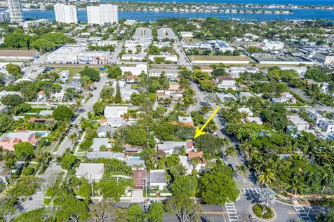 611 Flamingo Drive West Palm Beach FL 33401
