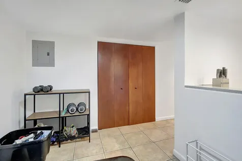 141 SW 96th Terrace Plantation FL 33324