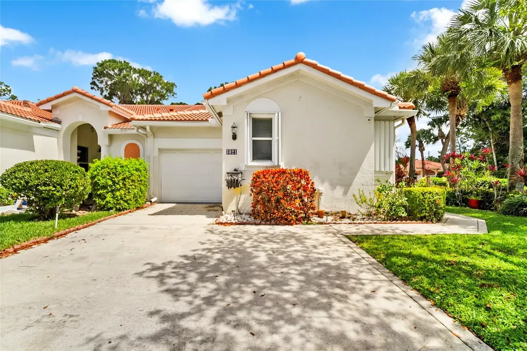 5021 S La Sedona Circle Delray Beach FL 33484
