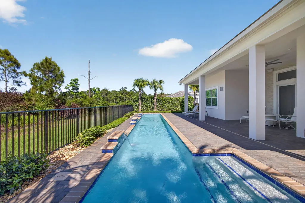 10074 Timber Creek Way Palm Beach Gardens FL 33412