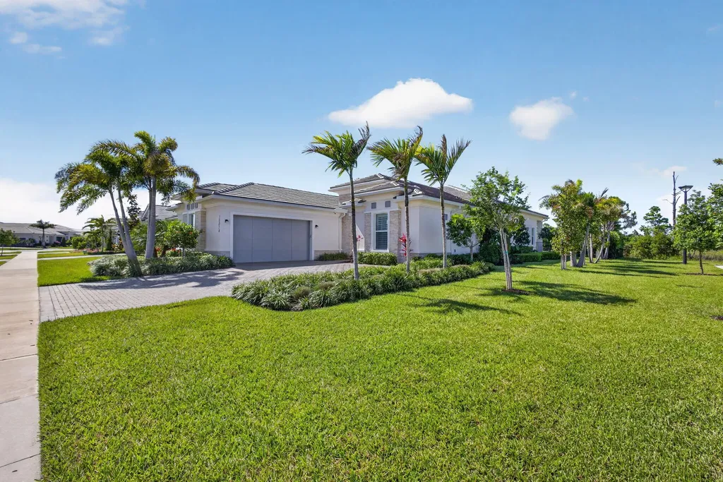 10074 Timber Creek Way Palm Beach Gardens FL 33412