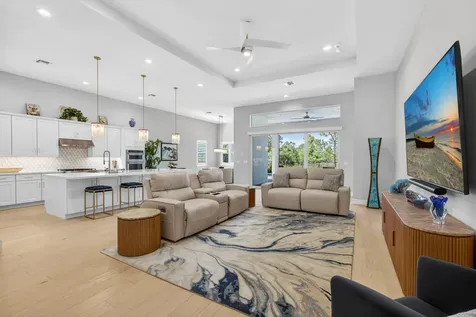 10074 Timber Creek Way Palm Beach Gardens FL 33412