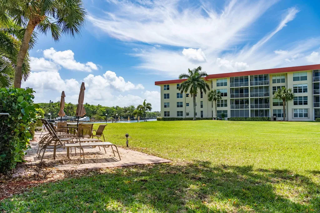 3100 NE 48th Court Lighthouse Point FL 33064