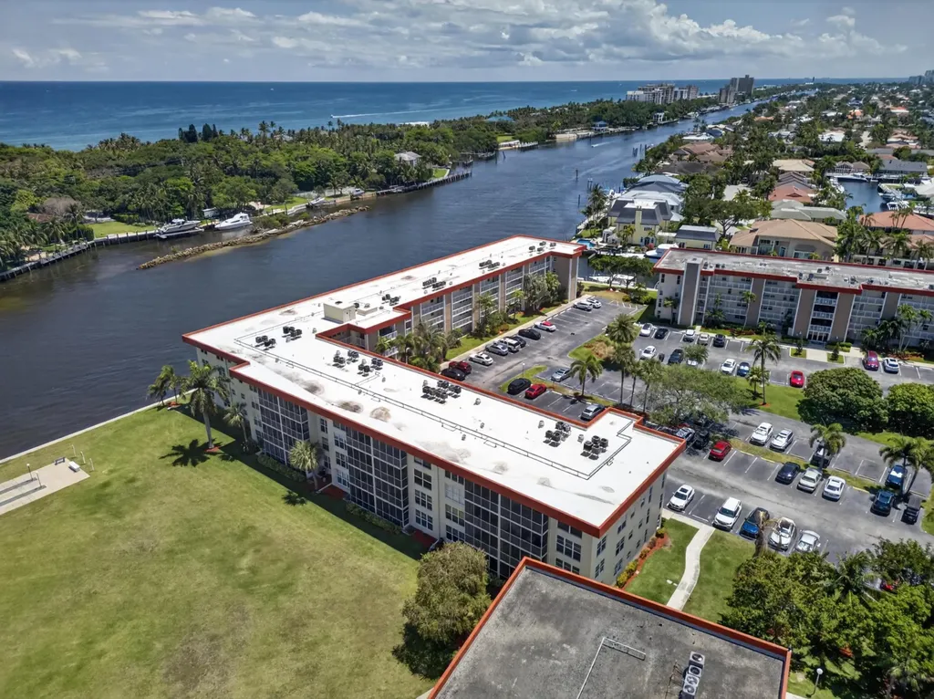 3100 NE 48th Court Lighthouse Point FL 33064