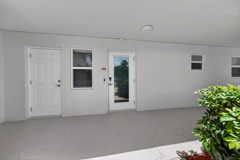 3100 NE 48th Court Lighthouse Point FL 33064