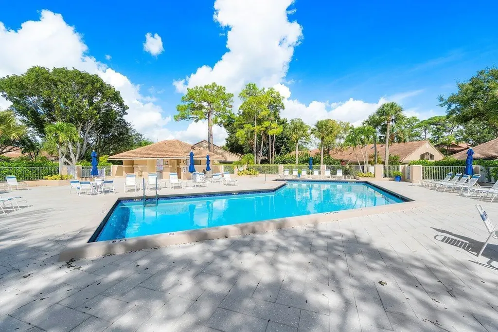 1804 Rosewood Way Palm Beach Gardens FL 33418