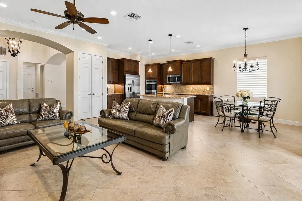 3028 Strada Court Royal Palm Beach FL 33411
