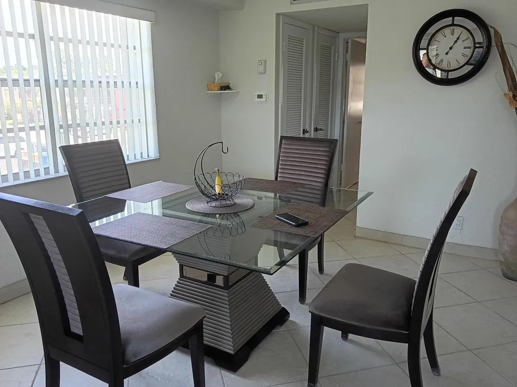 697 Flanders O Delray Beach FL 33484