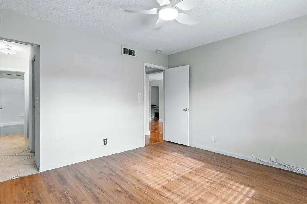 140 Cypress Club Drive Pompano Beach FL 33060