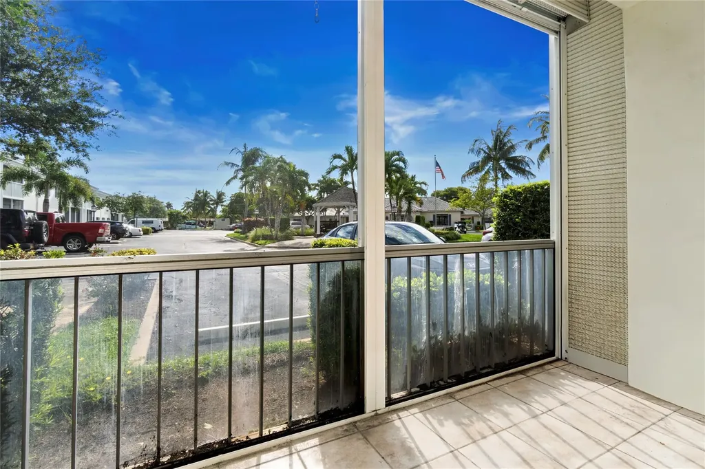 140 Cypress Club Drive Pompano Beach FL 33060