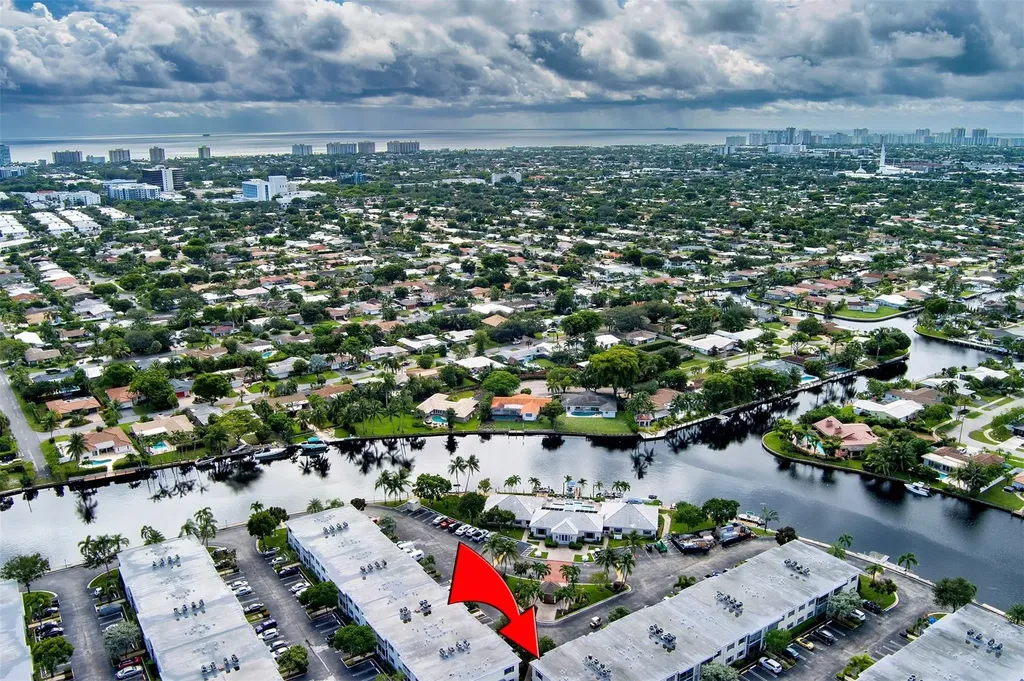 140 Cypress Club Drive Pompano Beach FL 33060