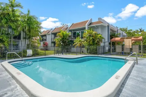 9227 SW 87th Avenue Miami FL 33176