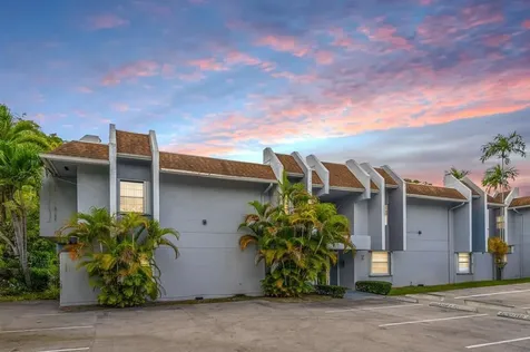 9227 SW 87th Avenue Miami FL 33176