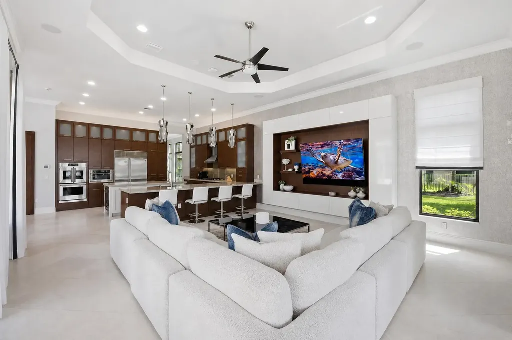 16919 Crown Bridge Drive Delray Beach FL 33446