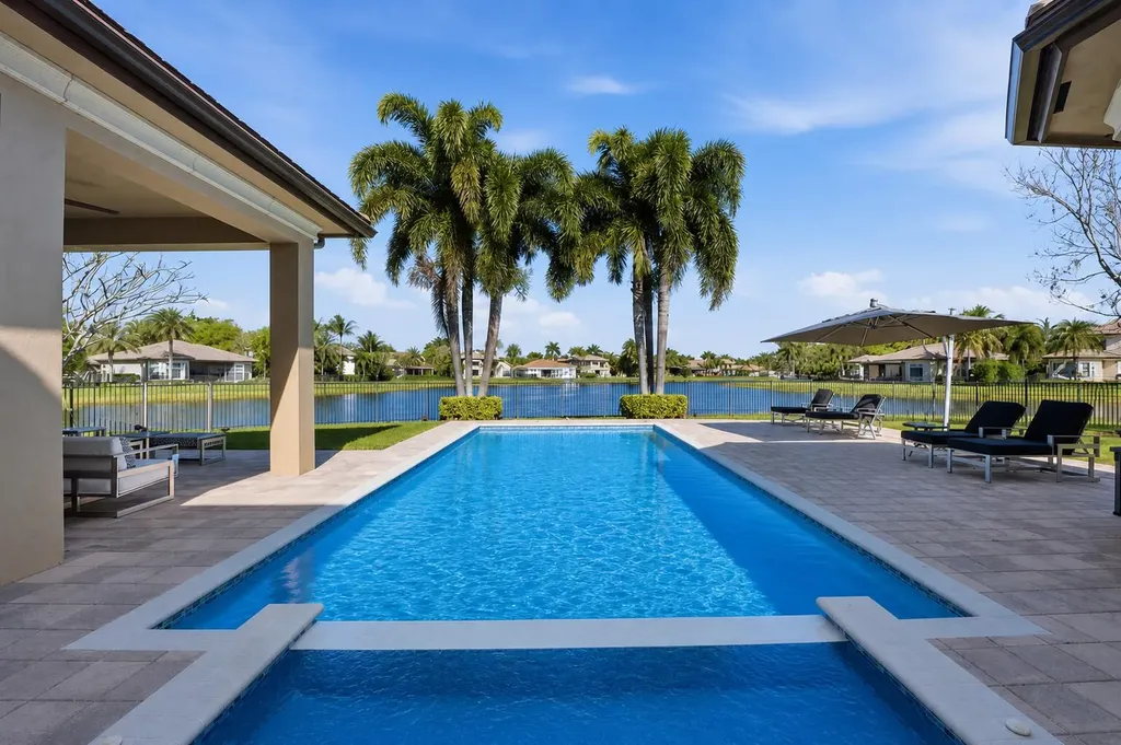 16919 Crown Bridge Drive Delray Beach FL 33446