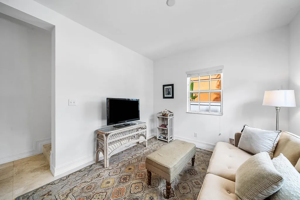 150 NE 6th Avenue Delray Beach FL 33483