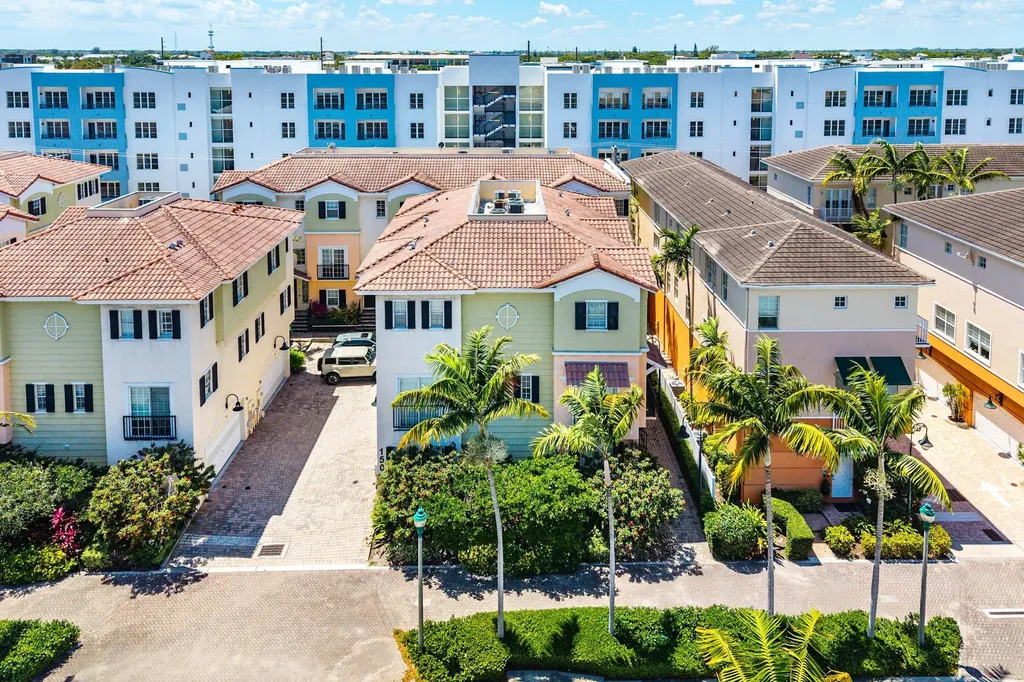150 NE 6th Avenue Delray Beach FL 33483