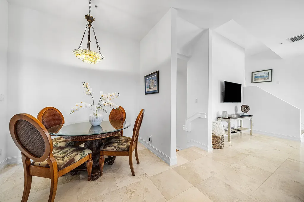 150 NE 6th Avenue Delray Beach FL 33483