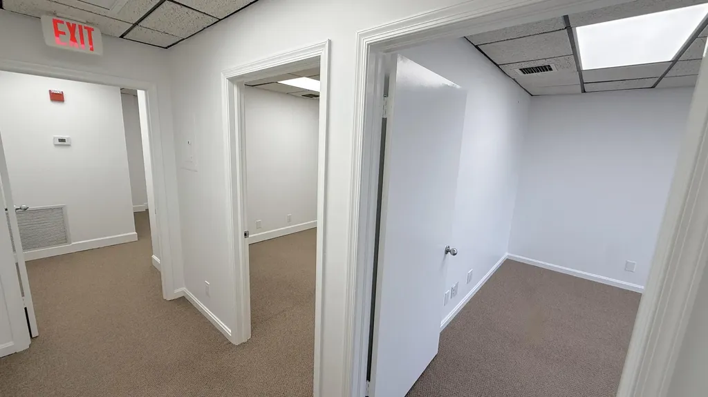631 Us-1 North Palm Beach FL 33408