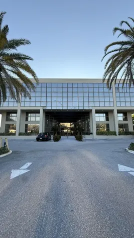 631 Us-1 North Palm Beach FL 33408