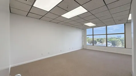 631 Us-1 North Palm Beach FL 33408